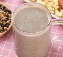Freshly Ground Red Date Soy Milk
