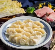 Chinese cabbage and pork dumplings