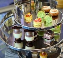 May Wind Dessert Table
