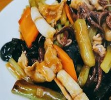 Braised Pork Belly with Pig Intestine