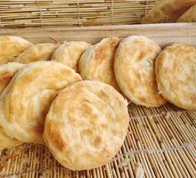 Oil-fried flatbread