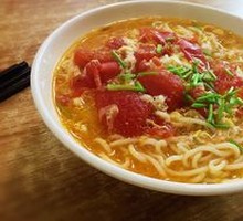 Tomato and Egg Noodles