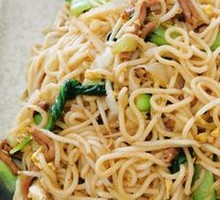 Duck Intestine and Egg Fried Noodles