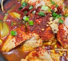 Spicy Boiled Pork in Clay Pot