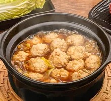 Handmade Pork Meatballs Stewed with Chinese Cabbage