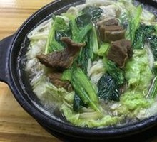 Braised Beef Noodle Soup in Clay Pot