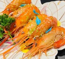 Steamed Drunk Lobster Shrimp