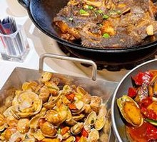 Stewed Fish Head in Clay Pot