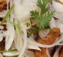Fatty Crumbs with Onion