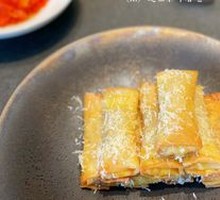 Beef Cheese Spring Rolls
