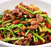 Cilantro Stir-Fried Beef