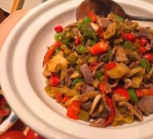 Sour Pickled Beans with Chicken Gizzard