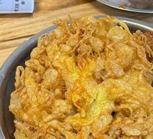 Golden Deep-Fried Egg Roll