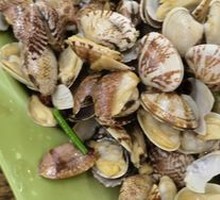 Spicy Stir-Fried Clams