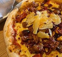 Spicy Chicken Pizza