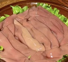 Sliced Pork Kidney with Big Knife