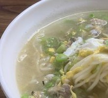 Clam and Kidney Bean Noodles