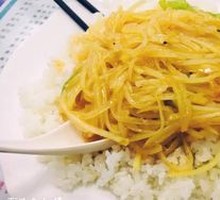 Stir-fried Green Pepper and Potato Noodles with Rice