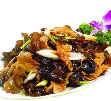 Stir-fried Pork with Wood Ear Mushrooms