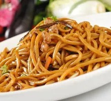 Slip Oil Meat Fried Noodles