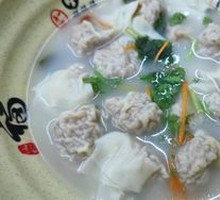 Fish Soup Pork Dumplings