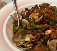 Hongdao Clam Stir-Fried Chicken