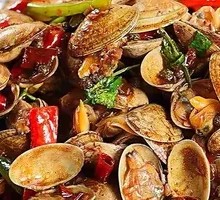 Spicy Stir-Fried Clams