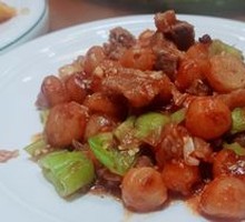Braised Pork with Small Potatoes
