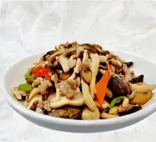 Stir-Fried Mushroom with Meat