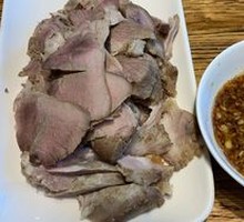 Garlic Braised Pork Shank