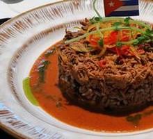 Old Clothes Stewed Beef with Black Bean Rice
