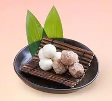 海鸭蛋鱼丸撞牛肉丸