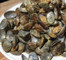 Spicy Stir-Fried Clams