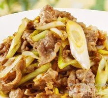 Scallion Stir-Fried Lamb