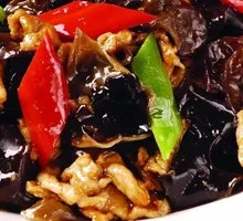 Stir-fried Pork with Wood Ear Mushrooms