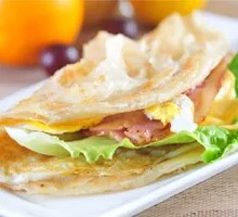 Egg Bacon Chicken Hand-Grilled Pancake