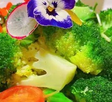 Spicy Stir-Fried Organic Cauliflower