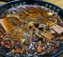 Sichuan-style Beef Offal and Blood Curd Hot Pot