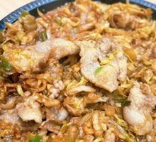 Braised Pork Belly with Sour Cabbage
