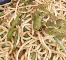 Green Pepper and Pork Intestine Fried Noodles