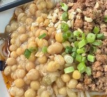 Noodles with Mixed Ingredients