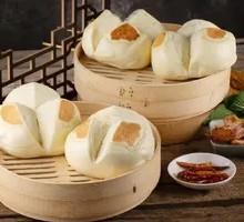 Milk Flower Baked Bread