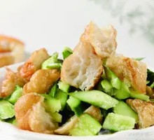 Shrimp and Cucumber Salad