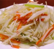 Spicy Stir-Fried Potato Strips