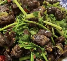 Stir-fried Chicken Hearts with Coriander