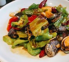 Spicy Stir-fried Live Baby Abalone