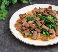 Chinese Sea Cucumber and Leek Stir-fry