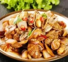Spicy Stir-Fried Clams