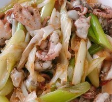 Scallion Stir-fried Octopus