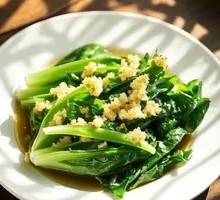 Garlic Stir-Fried Bok Choy